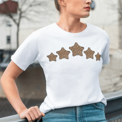 Leopard Print Stars - Round Neck T-Shirt