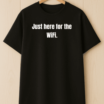Just Here For The Wifi - Oversized Tshirt (Men)